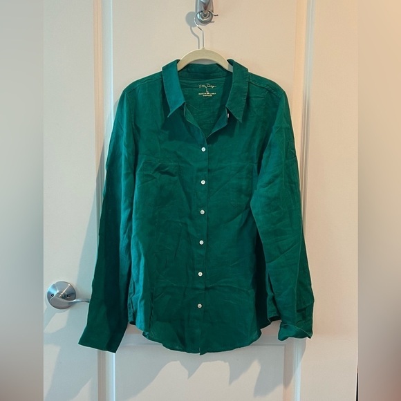 NEW LILLY PULITZER sea view linen button down top in evergreen - Picture 2 of 14